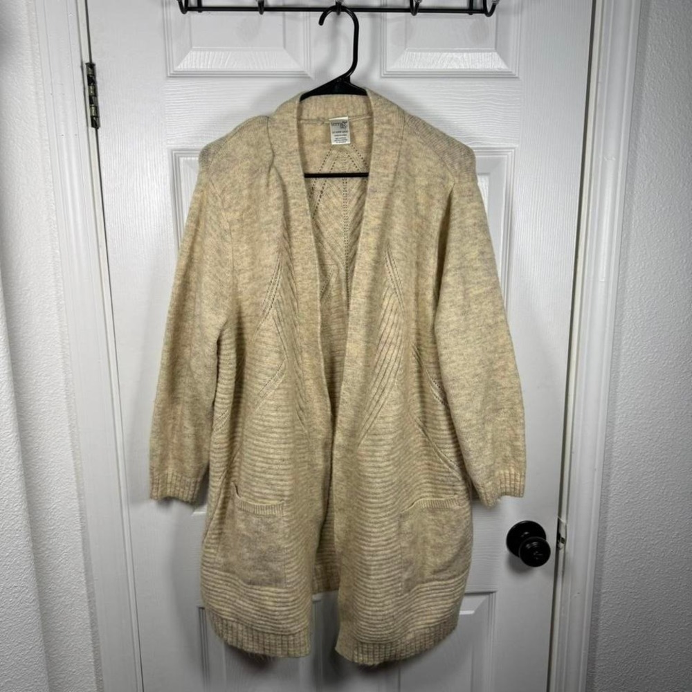 Cream‎ oversized cardigan